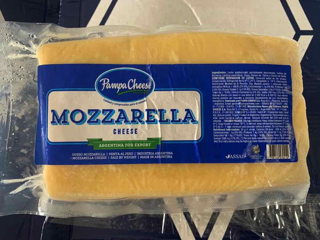 Cách người Ý tạo ra phô mai Mozzarella đầu tiên