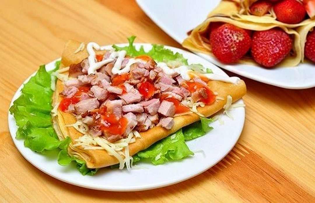 Cách làm bánh Crepe xúc xích thơm ngon sánh mịn