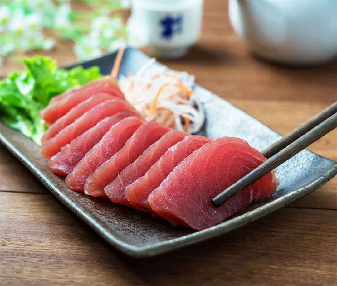 Sashimi cá ngừ (Maguro)